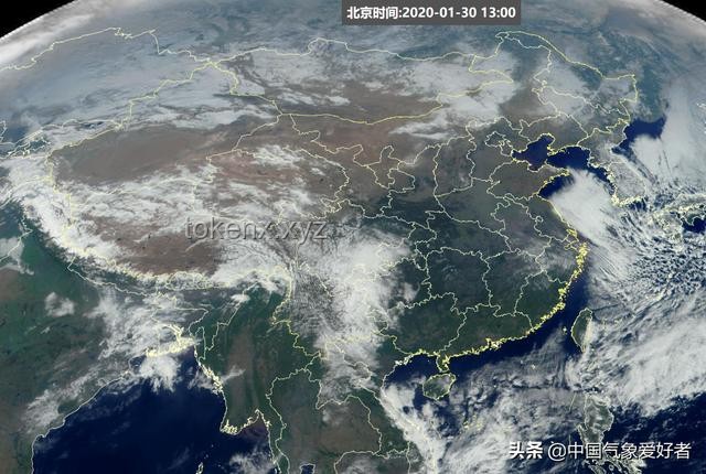 天空：晴朗、多云、阴雨、雾霾天的多维度对比分析